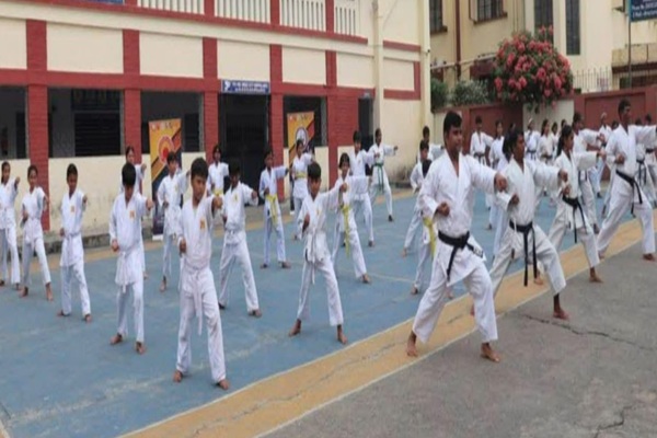 रांची में एकदिवसीय कराटे प्रशिक्षण शिविर सह कराटे ग्रेडिंग सम्पन्न, खिलाड़ियों को नयी तकनीक से कराया गया अवगत