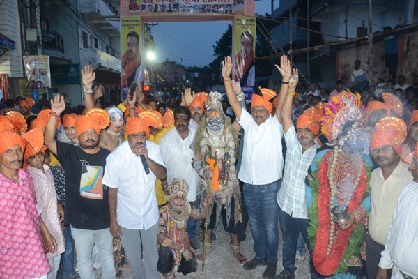 रांची के डोरंडा में 5 दिवसीय गणेश महोत्सव का भव्य समापन, गणपति बप्पा की विदाई में उमड़ा आस्था का सैलाब